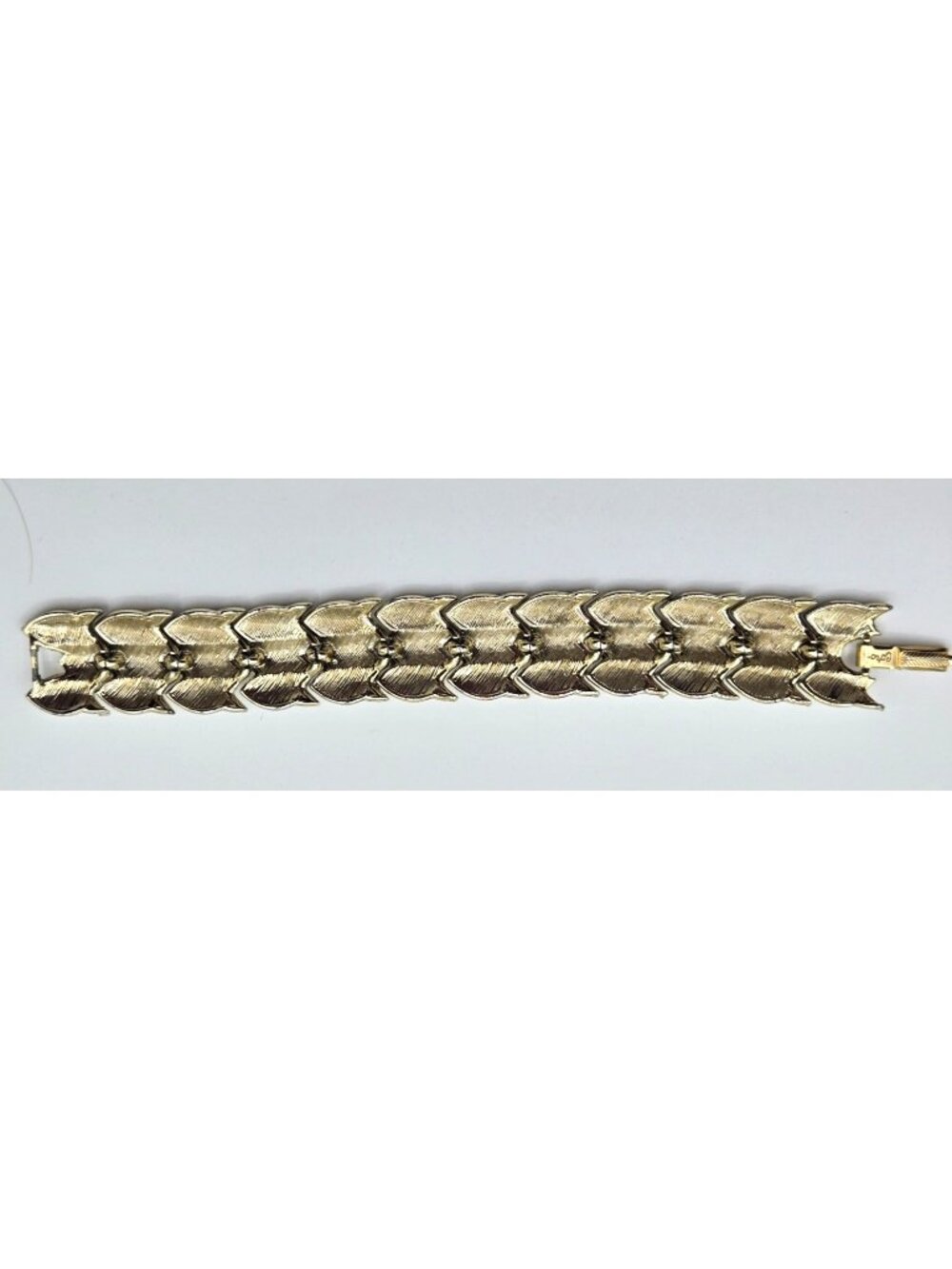 CORO Signed 3-Row Bracelet Elegant Gold Tone Shiny Sparkly Statement Vintage - Picture 5 of 8